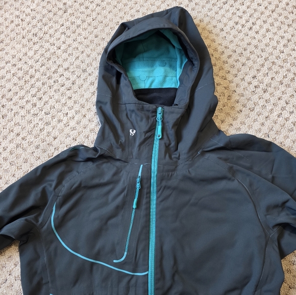 Stoic Softshell Jacket - Picture 2 of 9